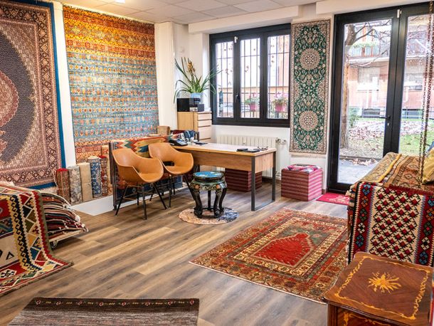 Punto Vendita e Laboratorio Babaei Carpets Milano
